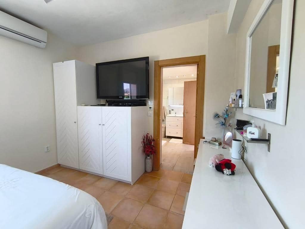 3 soveværelse Villa til salg i Perin med swimmingpool - € 259.000 (Ref: 9005429)