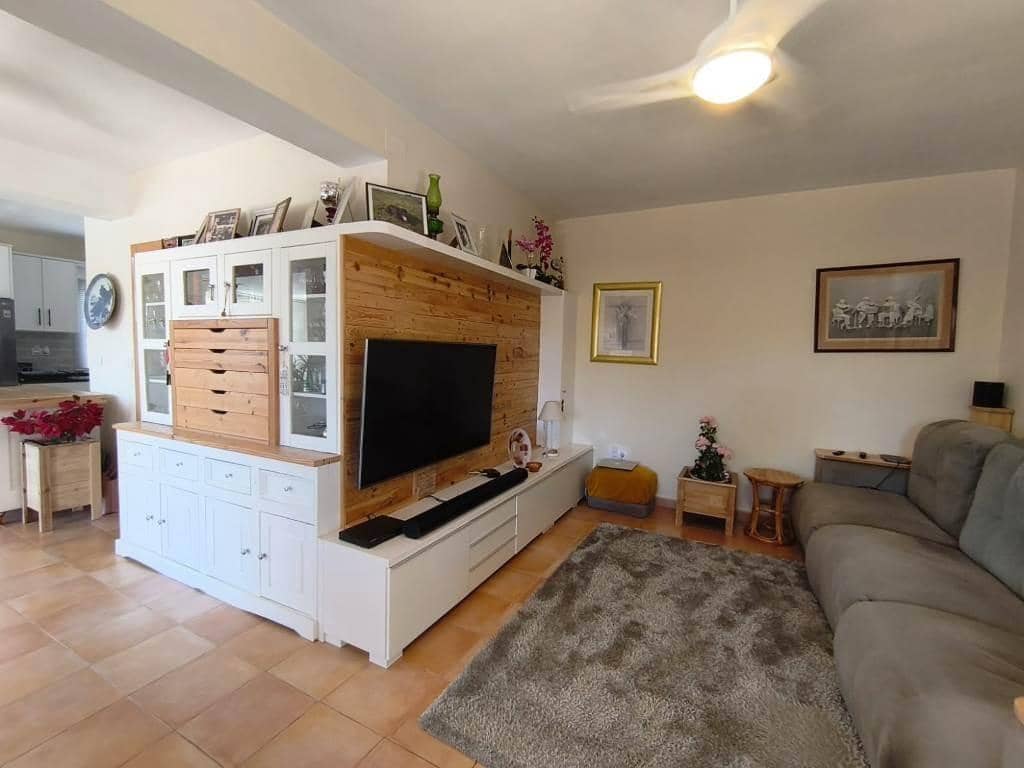 3 soveværelse Villa til salg i Perin med swimmingpool - € 259.000 (Ref: 9005429)