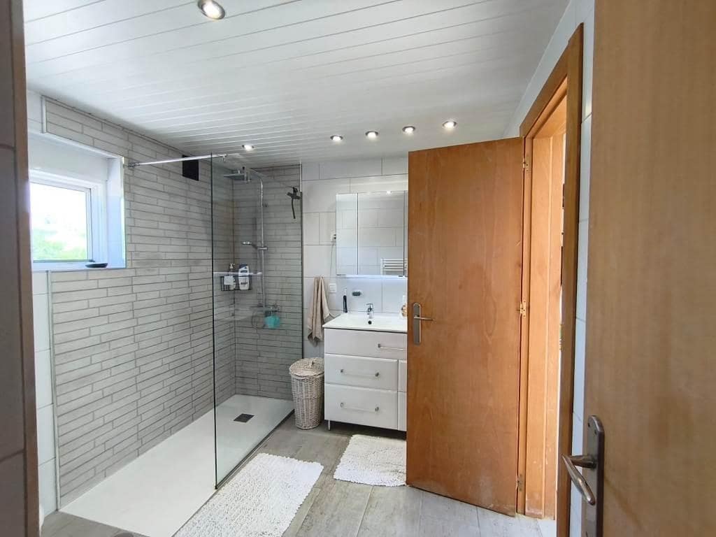 3 soveværelse Villa til salg i Perin med swimmingpool - € 259.000 (Ref: 9005429)