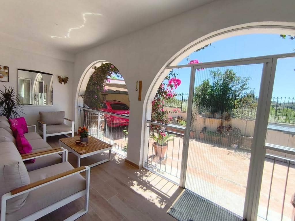 3 soveværelse Villa til salg i Perin med swimmingpool - € 259.000 (Ref: 9005429)