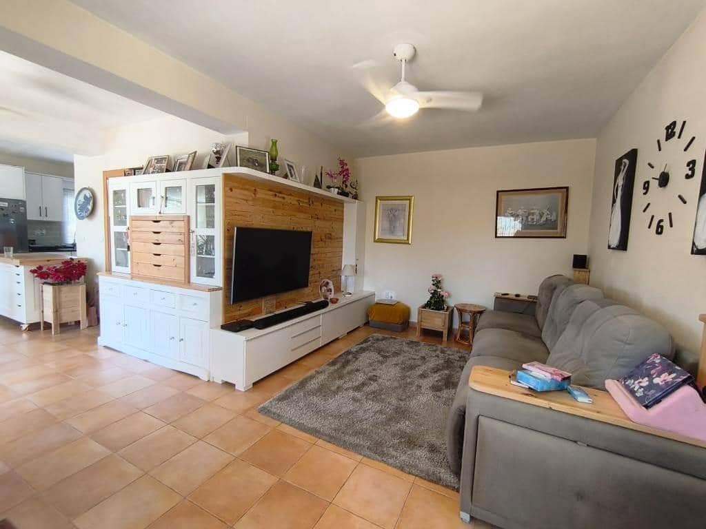 3 soveværelse Villa til salg i Perin med swimmingpool - € 259.000 (Ref: 9005429)