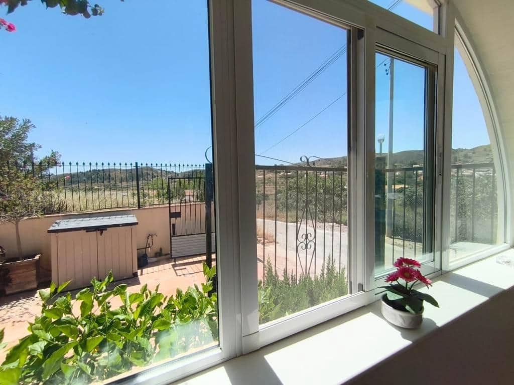 3 soveværelse Villa til salg i Perin med swimmingpool - € 259.000 (Ref: 9005429)