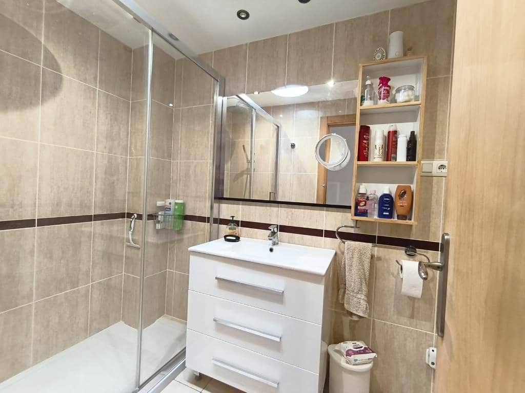 3 soveværelse Villa til salg i Perin med swimmingpool - € 259.000 (Ref: 9005429)