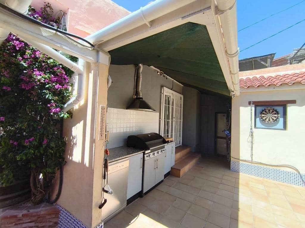 3 soveværelse Villa til salg i Perin med swimmingpool - € 259.000 (Ref: 9005429)