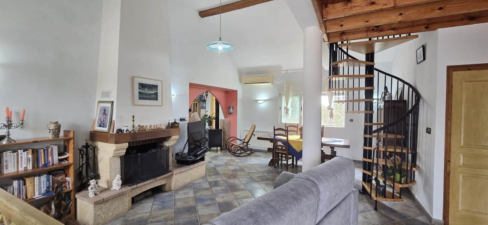 7 soverom Villa til salgs i Totana med garasje - € 380 000 (Ref: 9153841)