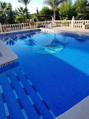 4 bedroom Villa for sale in Totana with pool - € 450,000 (Ref: 9186808)