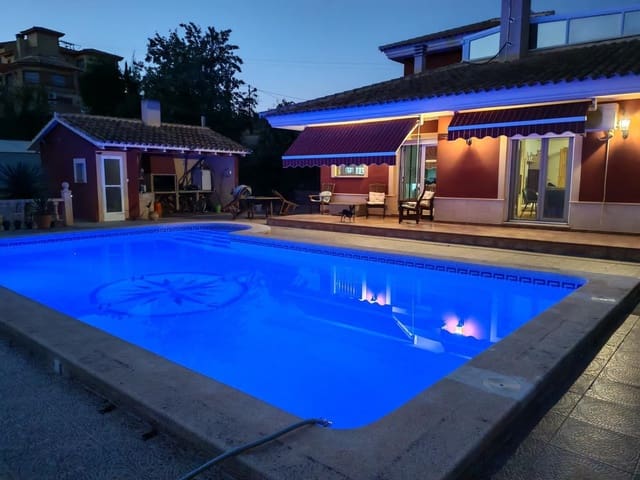 4 bedroom Villa for sale in Totana with pool - € 450,000 (Ref: 9186808)