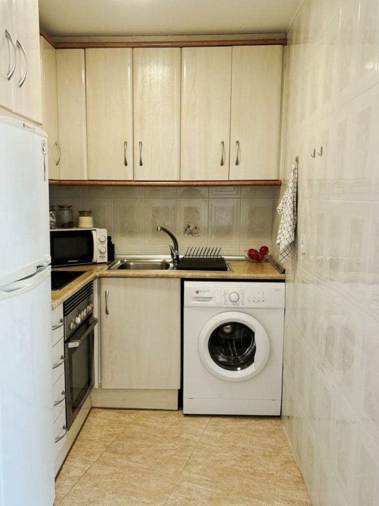 2 soveværelse Lejlighed til salg i Puerto de Mazarron med garage - € 135.000 (Ref: 9217276)