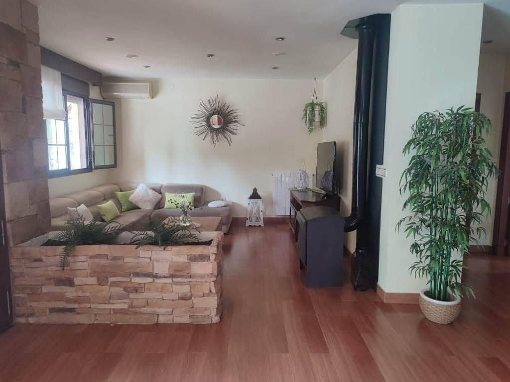 3 soveværelse Villa til salg i Totana med garage - € 400.000 (Ref: 9217277)