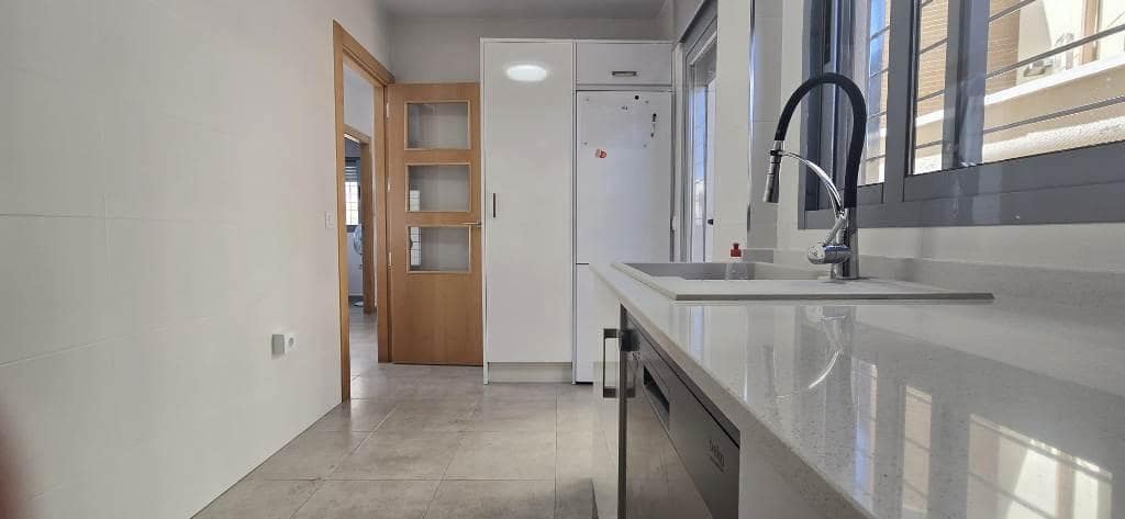 3 slaapkamer Villa te koop in Puerto de Mazarron met zwembad - € 355.000 (Ref: 9226961)