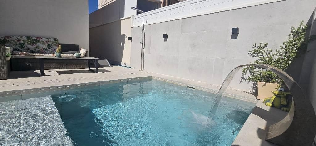 3 slaapkamer Villa te koop in Puerto de Mazarron met zwembad - € 355.000 (Ref: 9226961)