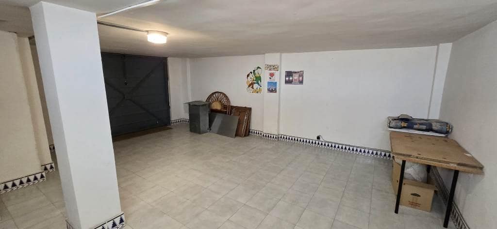 4 soverom Kjedet enebolig til salgs i Alamillo med svømmebasseng garasje - € 259 000 (Ref: 9226962)