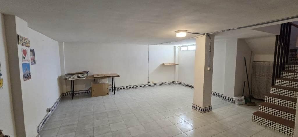 4 soverom Kjedet enebolig til salgs i Alamillo med svømmebasseng garasje - € 259 000 (Ref: 9226962)