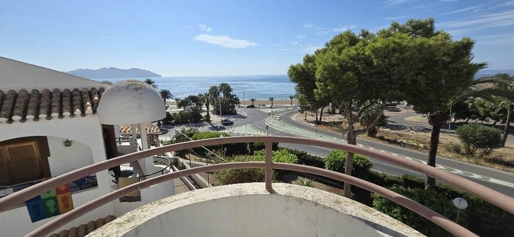 4 soverom Kjedet enebolig til salgs i Alamillo med svømmebasseng garasje - € 259 000 (Ref: 9226962)