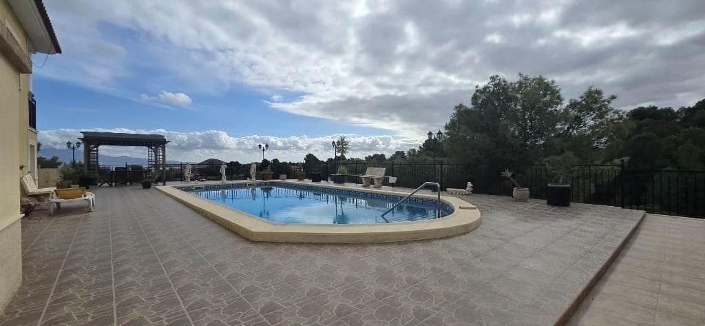 5 chambre Finca/Maison de Campagne à vendre à Totana avec piscine garage - 435 000 € (Ref: 9362575)