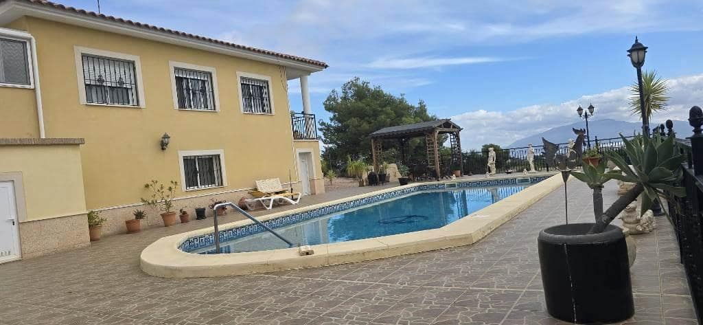 5 chambre Finca/Maison de Campagne à vendre à Totana avec piscine garage - 435 000 € (Ref: 9362575)