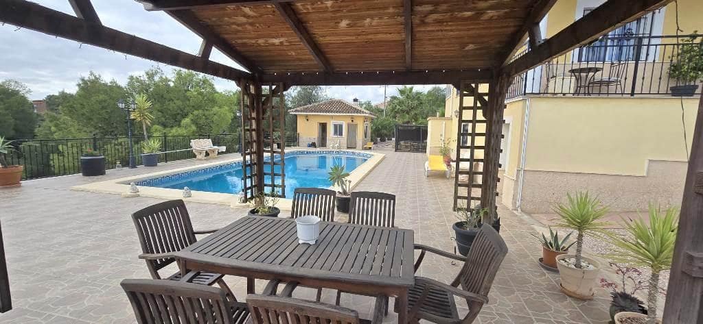 5 chambre Finca/Maison de Campagne à vendre à Totana avec piscine garage - 435 000 € (Ref: 9362575)