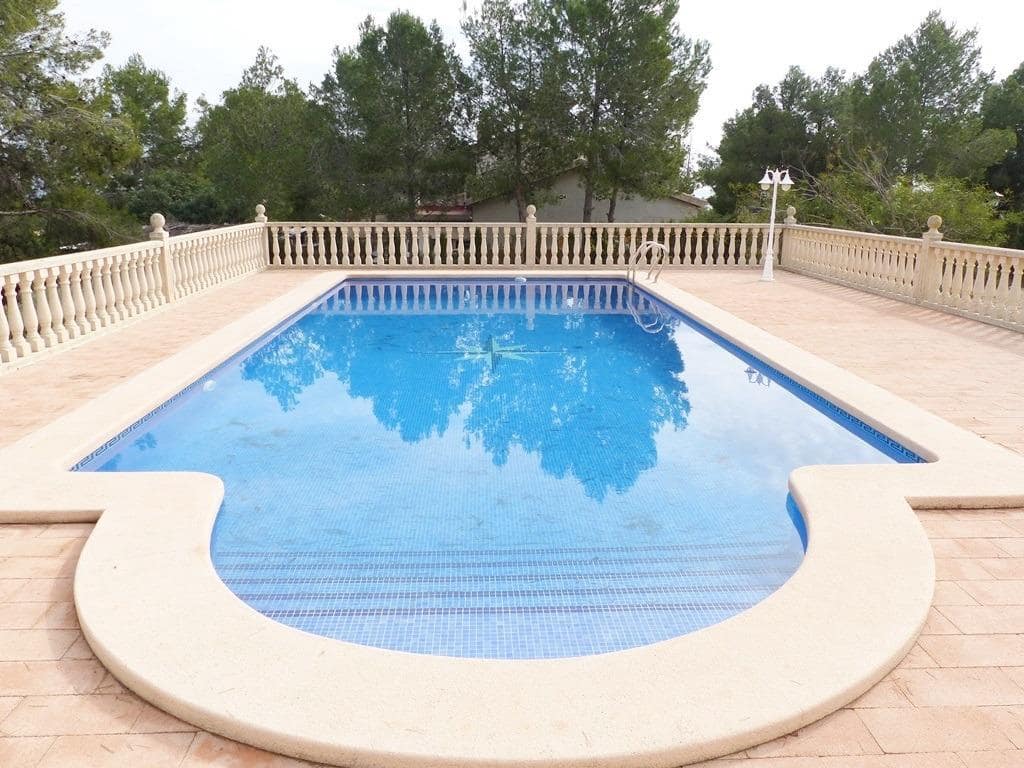 4 soverom Finca/Herregård til salgs i Totana med svømmebasseng garasje - € 325 000 (Ref: 9390684)