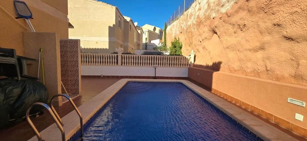 2 quarto Moradia para venda em Alamillo com piscina garagem - 325 000 € (Ref: 9406678)