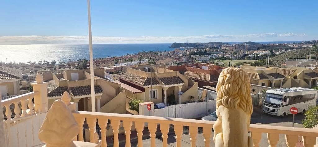 2 bedroom Villa for sale in Alamillo with pool garage - € 324,999 (Ref: 9406678)