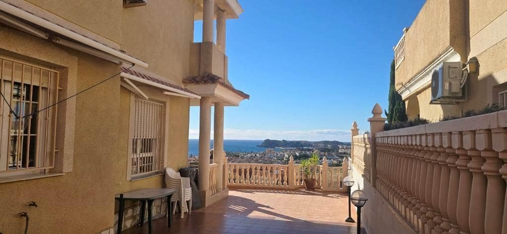 2 bedroom Villa for sale in Alamillo with pool garage - € 324,999 (Ref: 9406678)