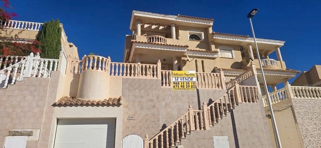 2 bedroom Villa for sale in Alamillo with pool garage - € 324,999 (Ref: 9406678)