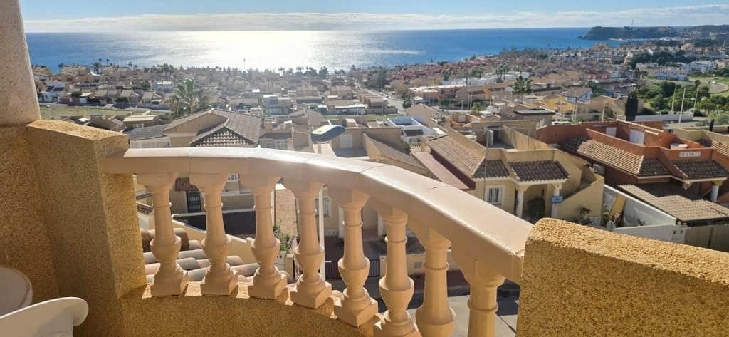 Chalet de 2 habitaciones en Alamillo en venta con piscina garaje - 298.000 € (Ref: 9406678)