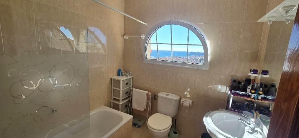 Chalet de 2 habitaciones en Alamillo en venta con piscina garaje - 298.000 € (Ref: 9406678)