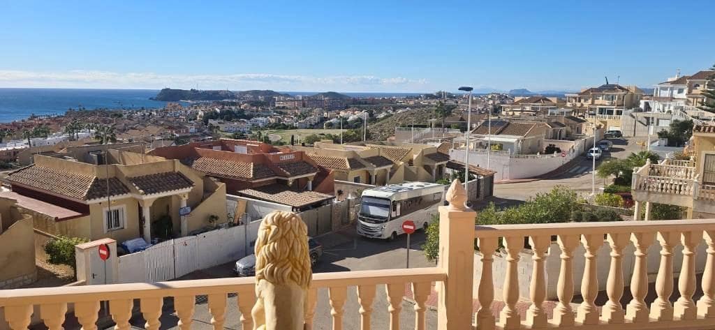 Chalet de 2 habitaciones en Alamillo en venta con piscina garaje - 298.000 € (Ref: 9406678)