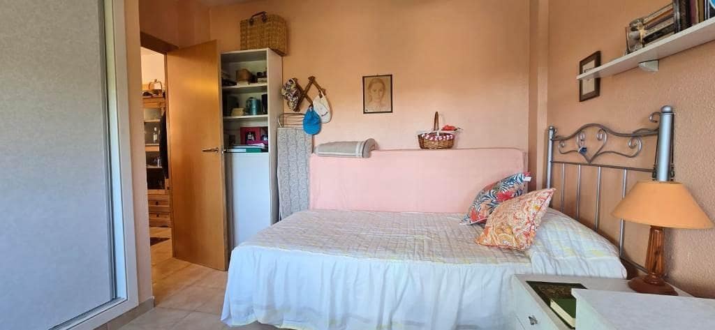 2 bedroom Apartment for sale in Alamillo with pool - € 148,900 (Ref: 9419653)