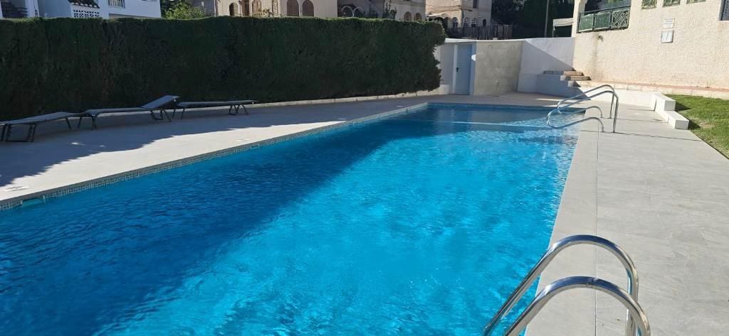 2 bedroom Apartment for sale in Alamillo with pool - € 148,900 (Ref: 9419653)