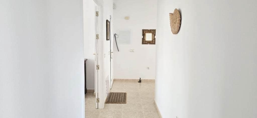 4 bedroom Villa for sale in Isla Plana with pool garage - € 610,000 (Ref: 9488331)