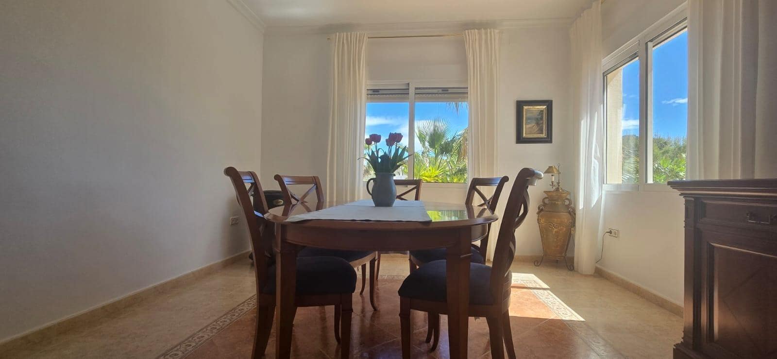 4 bedroom Villa for sale in Isla Plana with pool garage - € 610,000 (Ref: 9488331)