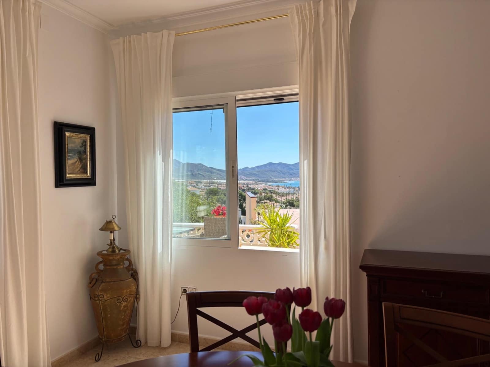 4 bedroom Villa for sale in Isla Plana with pool garage - € 610,000 (Ref: 9488331)