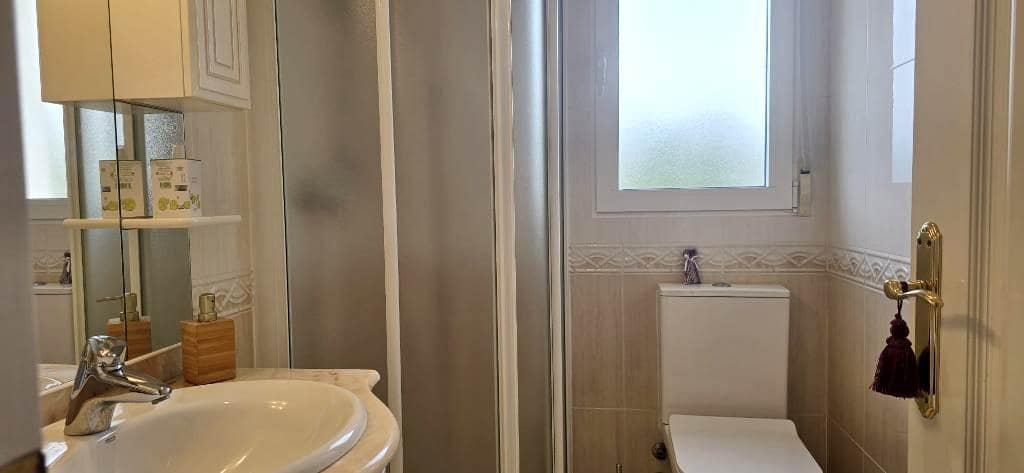 4 quarto Moradia para venda em Isla Plana com piscina garagem - 610 000 € (Ref: 9488331)