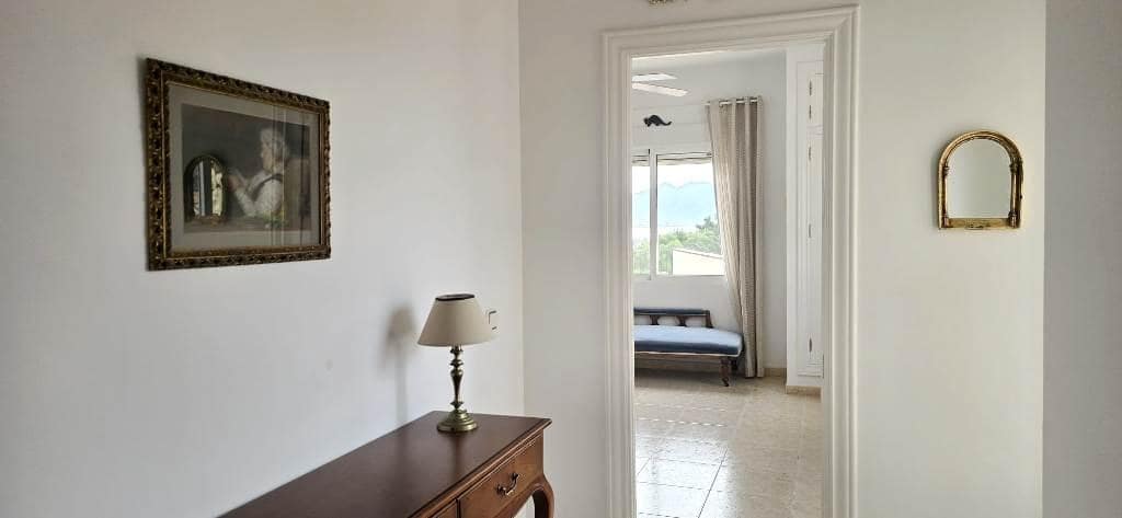 4 quarto Moradia para venda em Isla Plana com piscina garagem - 610 000 € (Ref: 9488331)
