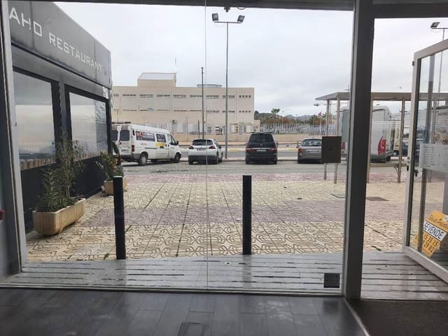 2 soveværelse Erhverv til salg i Puerto de Mazarron, Mazarrón - € 157.000 (Ref: 9565102)