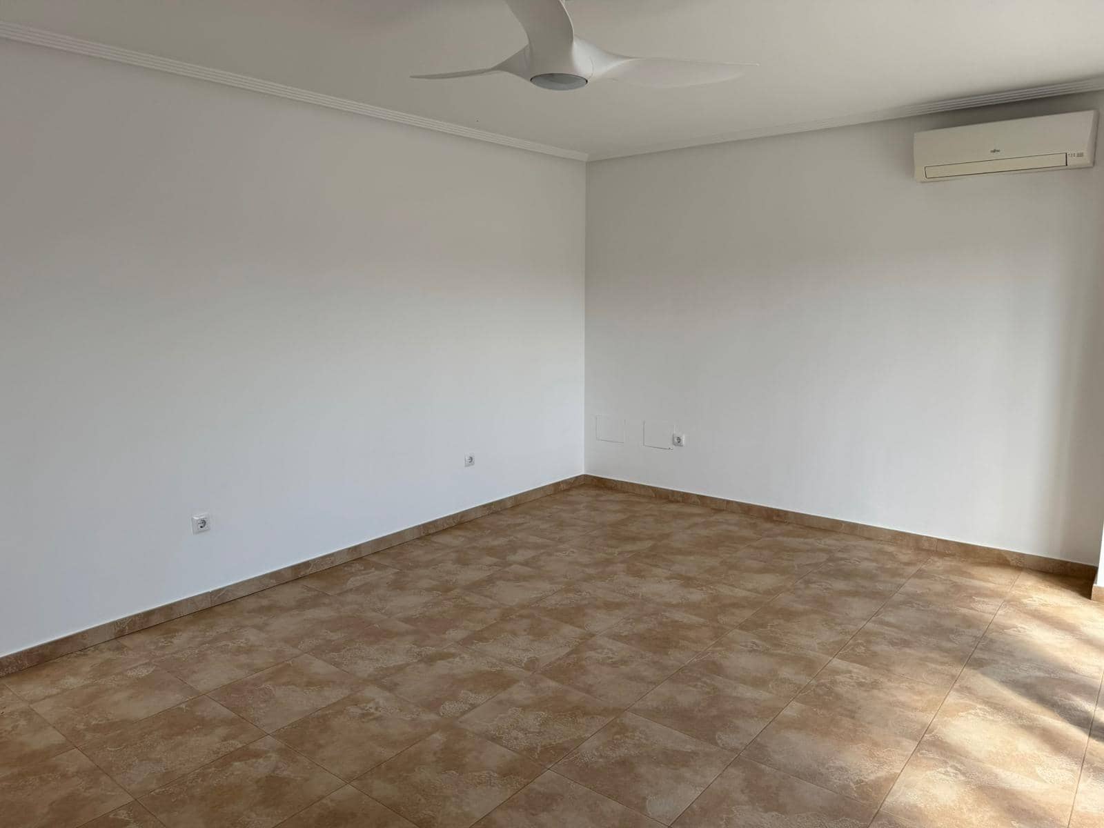 5 sypialnia Willa na sprzedaż w Totana z basenem - 495 000 € (Ref: 9686358)