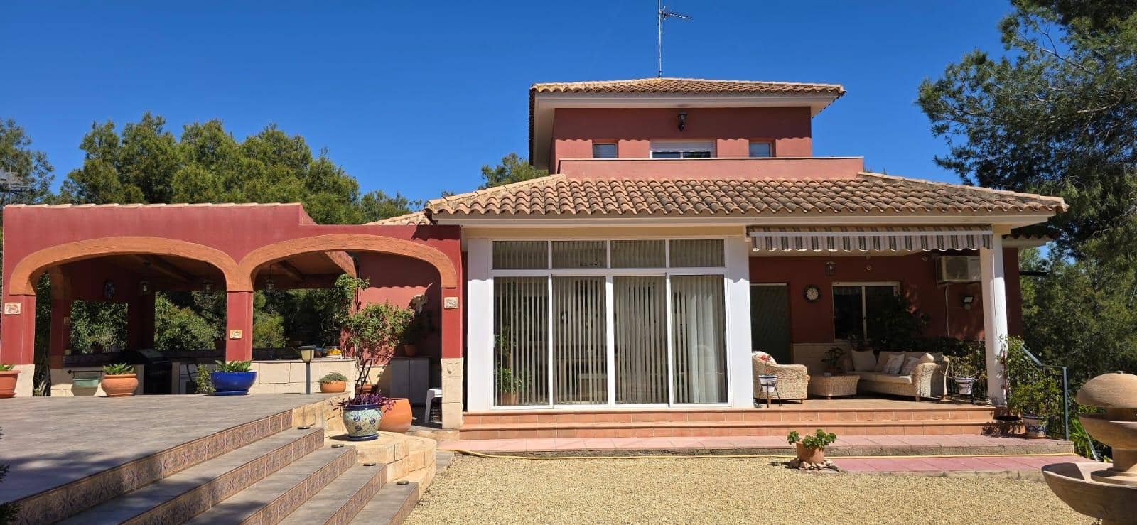 3 Zimmer Villa zu verkaufen in Totana mit Pool Garage - 299.000 € (Ref: 9721626)