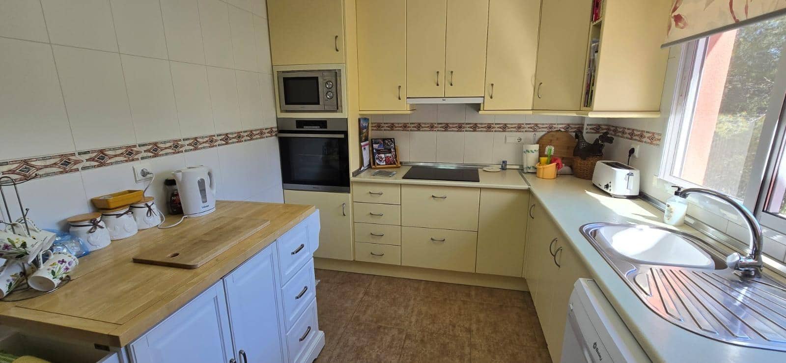 3 Zimmer Villa zu verkaufen in Totana mit Pool Garage - 299.000 € (Ref: 9721626)