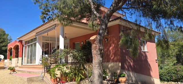 3 bedroom Villa for sale in Totana with pool garage - € 299,000 (Ref: 9721626)