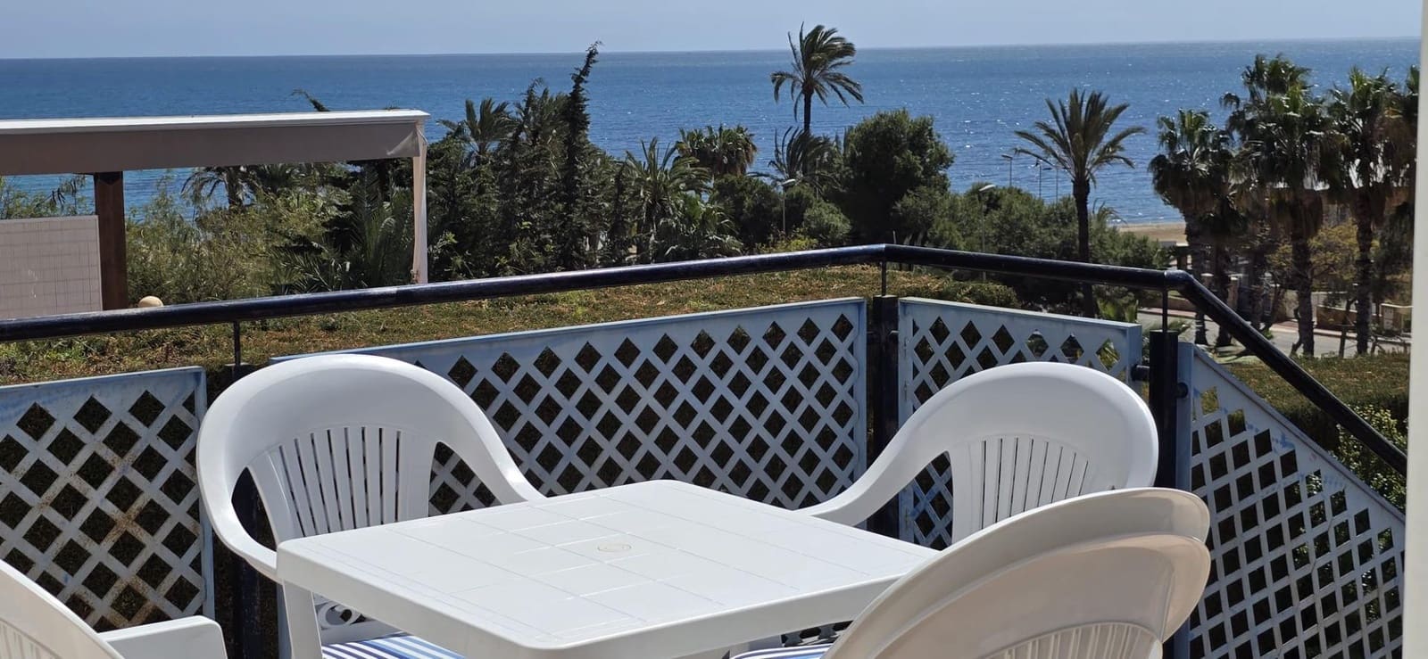 2 bedroom Apartment for sale in Alamillo with pool garage - € 299,950 (Ref: 9726599)