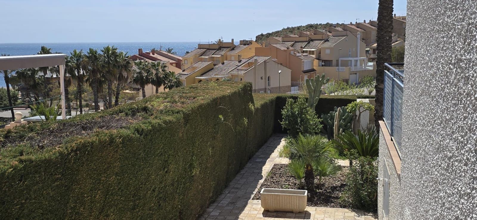 2 bedroom Apartment for sale in Alamillo with pool garage - € 299,950 (Ref: 9726599)