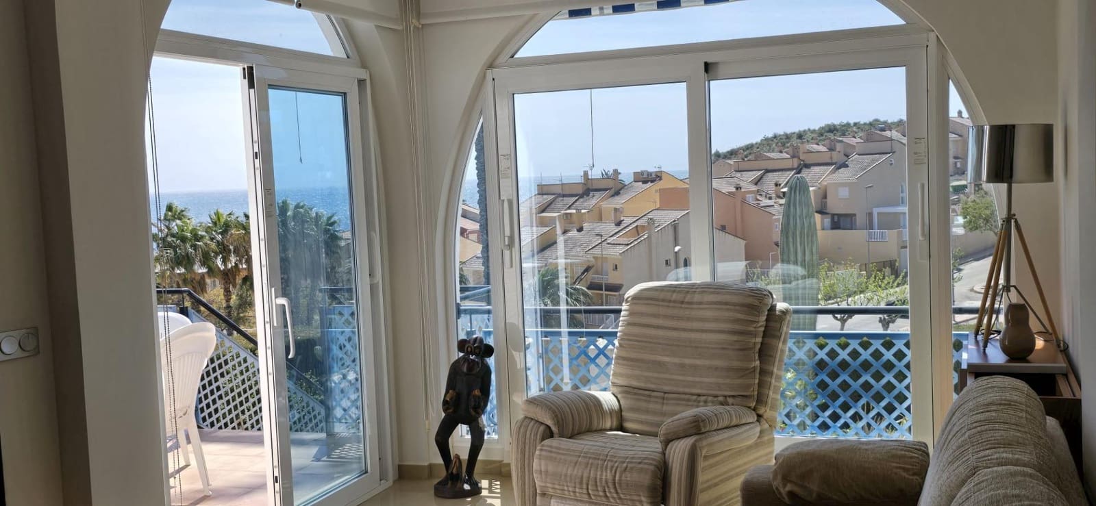 2 bedroom Apartment for sale in Alamillo with pool garage - € 299,950 (Ref: 9726599)