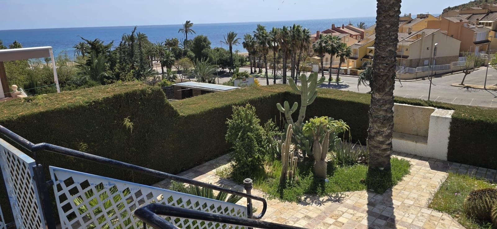 2 bedroom Apartment for sale in Alamillo with pool garage - € 299,950 (Ref: 9726599)