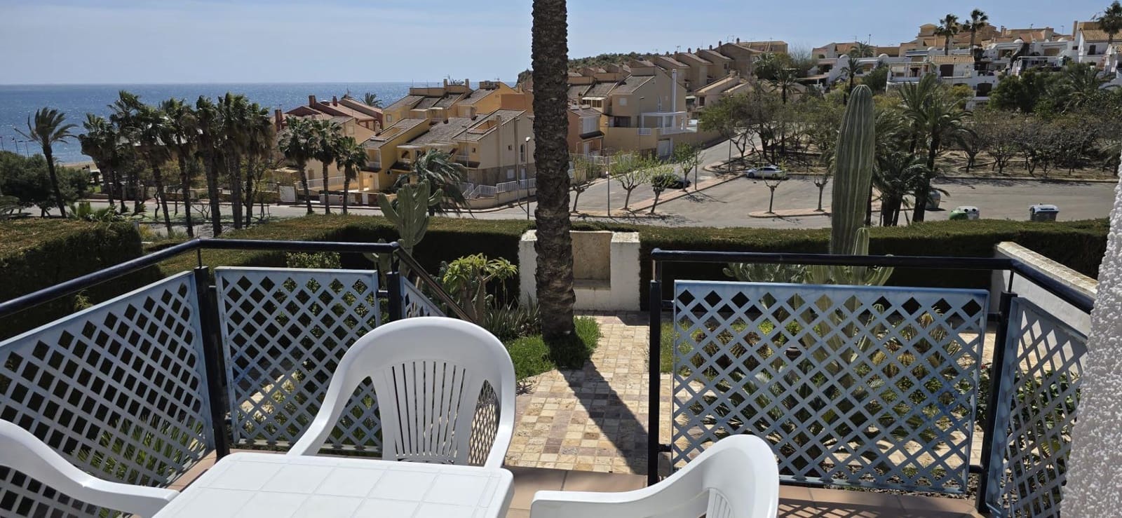 2 bedroom Apartment for sale in Alamillo with pool garage - € 299,950 (Ref: 9726599)