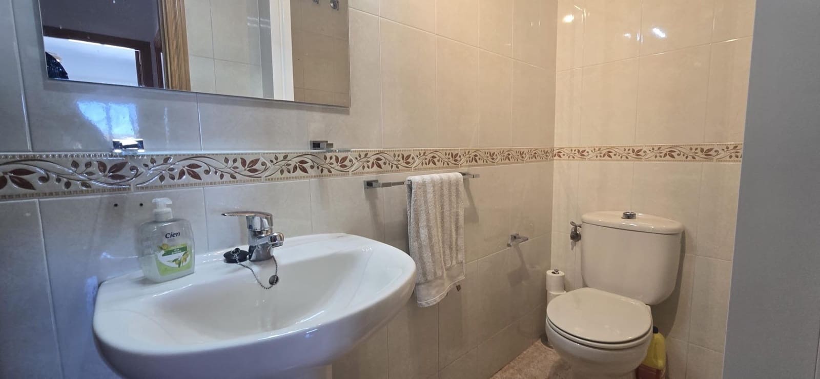 2 bedroom Apartment for sale in Puerto de Mazarron with pool garage - € 160,000 (Ref: 9833606)