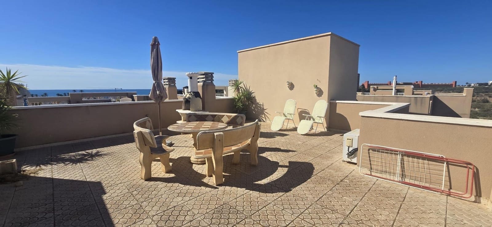 2 bedroom Apartment for sale in Puerto de Mazarron with pool garage - € 160,000 (Ref: 9833606)