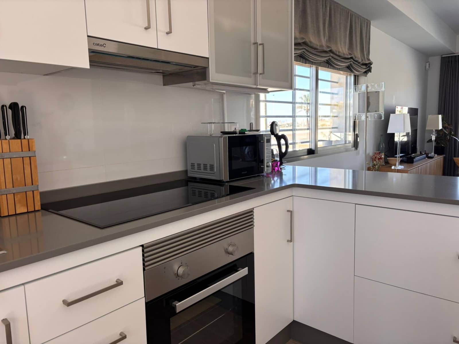 3 bedroom Terraced Villa for sale in Alamillo with pool garage - € 390,000 (Ref: 9866947)