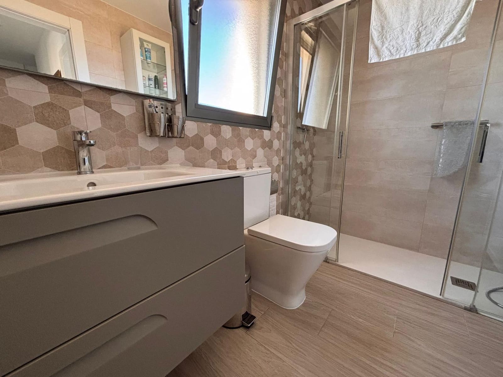 3 bedroom Terraced Villa for sale in Alamillo with pool garage - € 390,000 (Ref: 9866947)